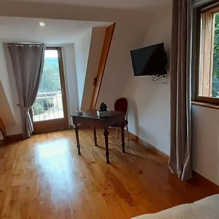 Holiday home Le Four A Pain Sahurs